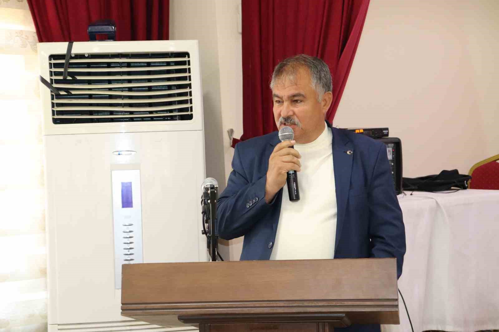 Ata tohumlarının kırsal kalkınmadaki rolü Beyağaç’ta konuşuldu
