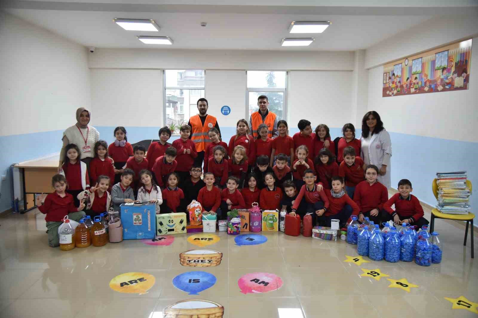 Atakum Belediyesi’nden öğrencilere sıfır atık farkındalığı
