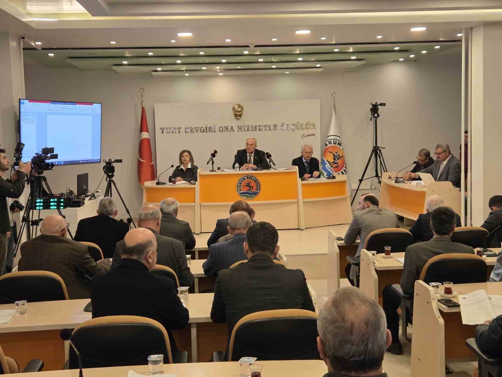 Atakum Meclisi’nde 12 madde komisyonlara gönderildi
