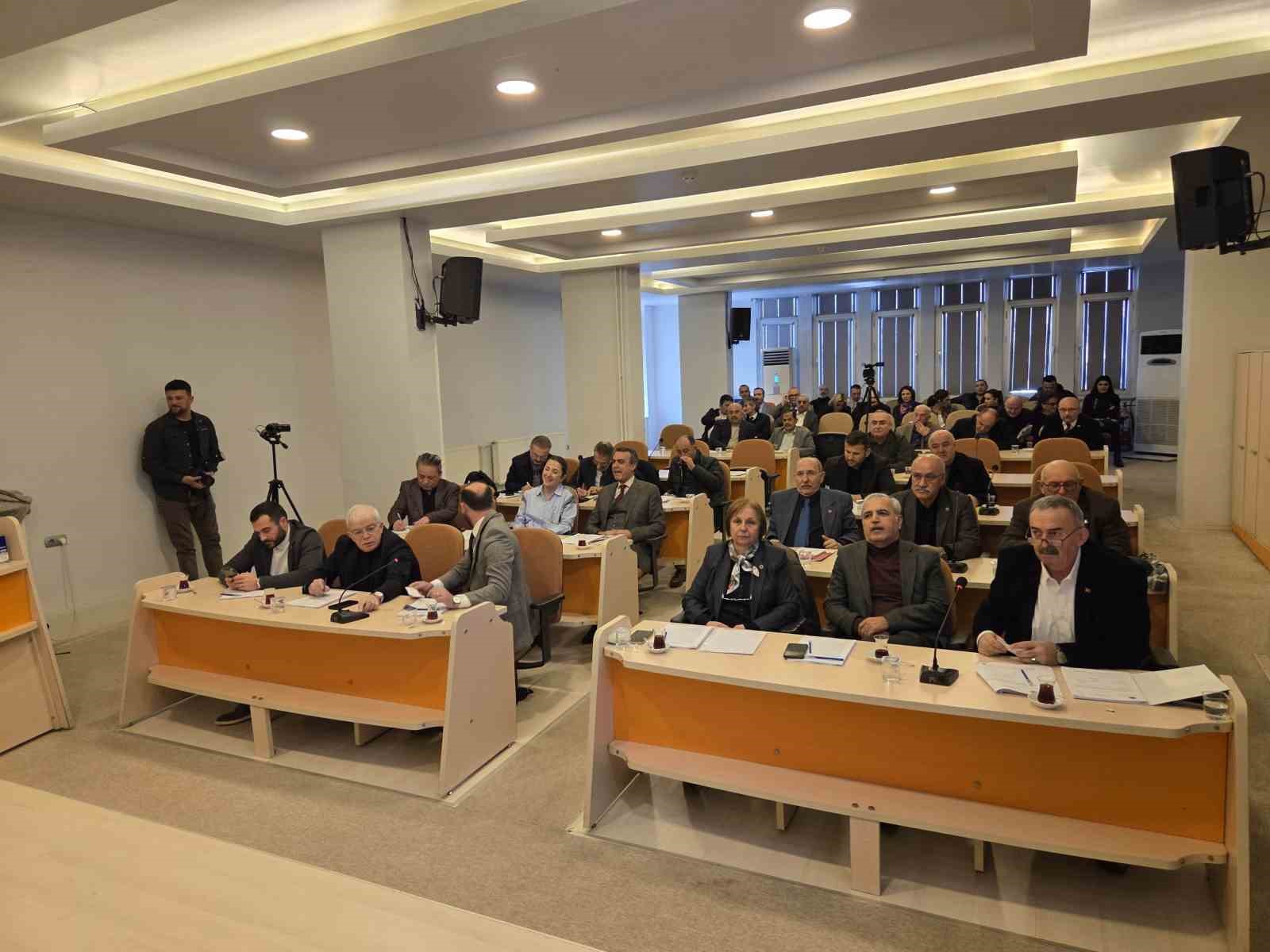 Atakum Meclisi’nde 12 madde komisyonlara gönderildi
