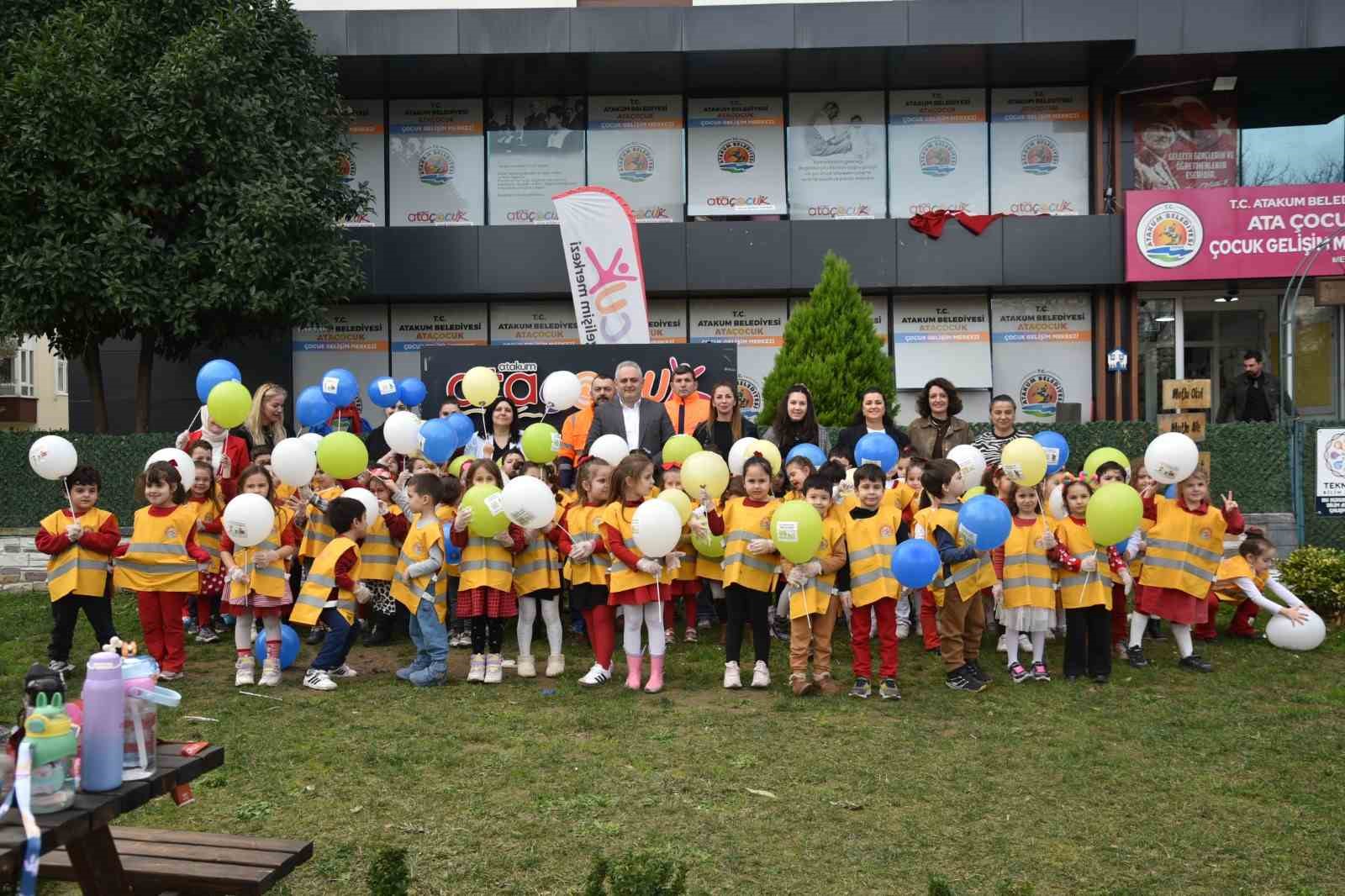 Atakum’da çocuklardan çevre temizliği konusunda anlamlı etkinlik
Atakum’da çocuklardan çevre temizliği konusunda anlamlı etkinlik