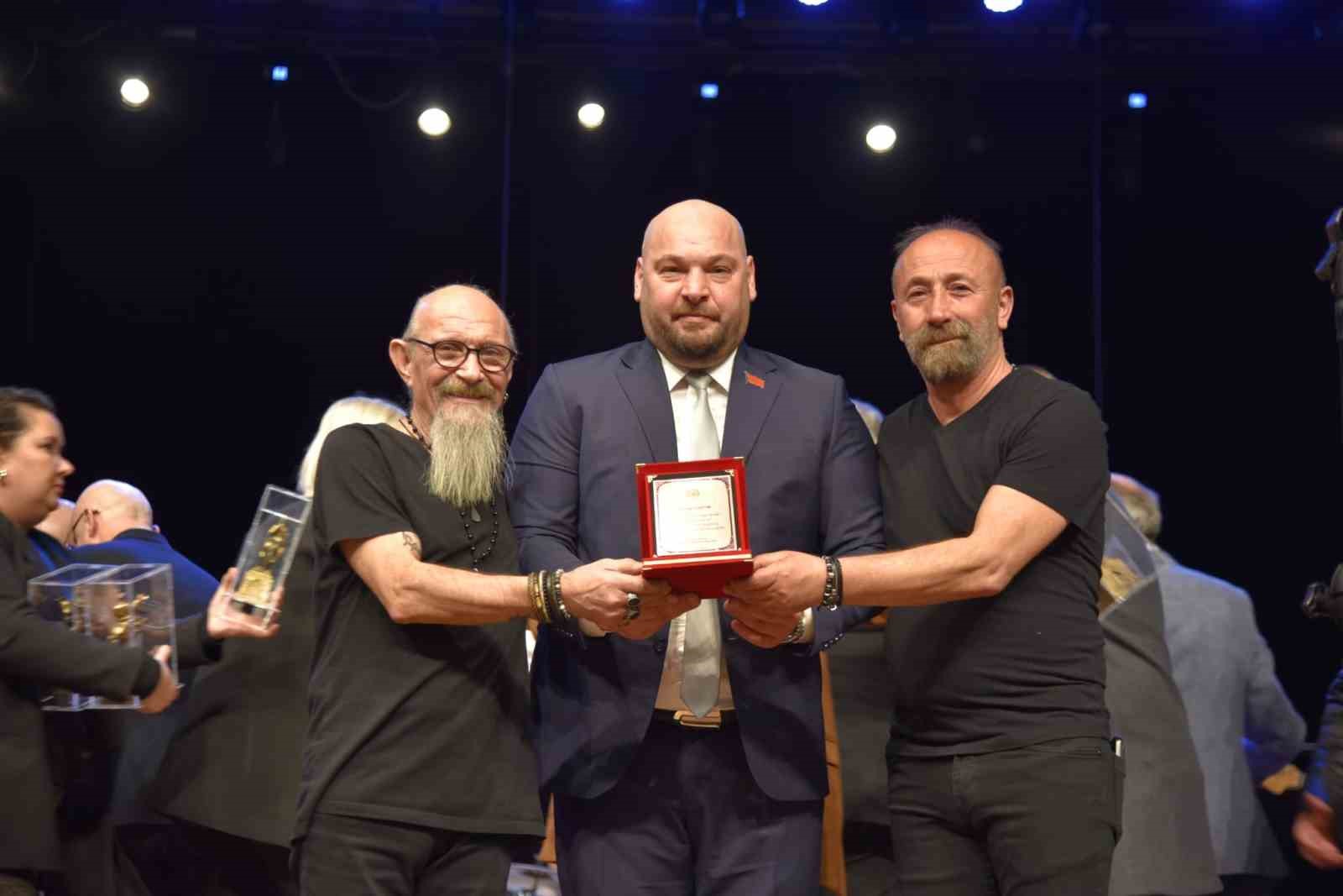 Atakum’da Edip Akbayram ve Volkan Konak anıldı
