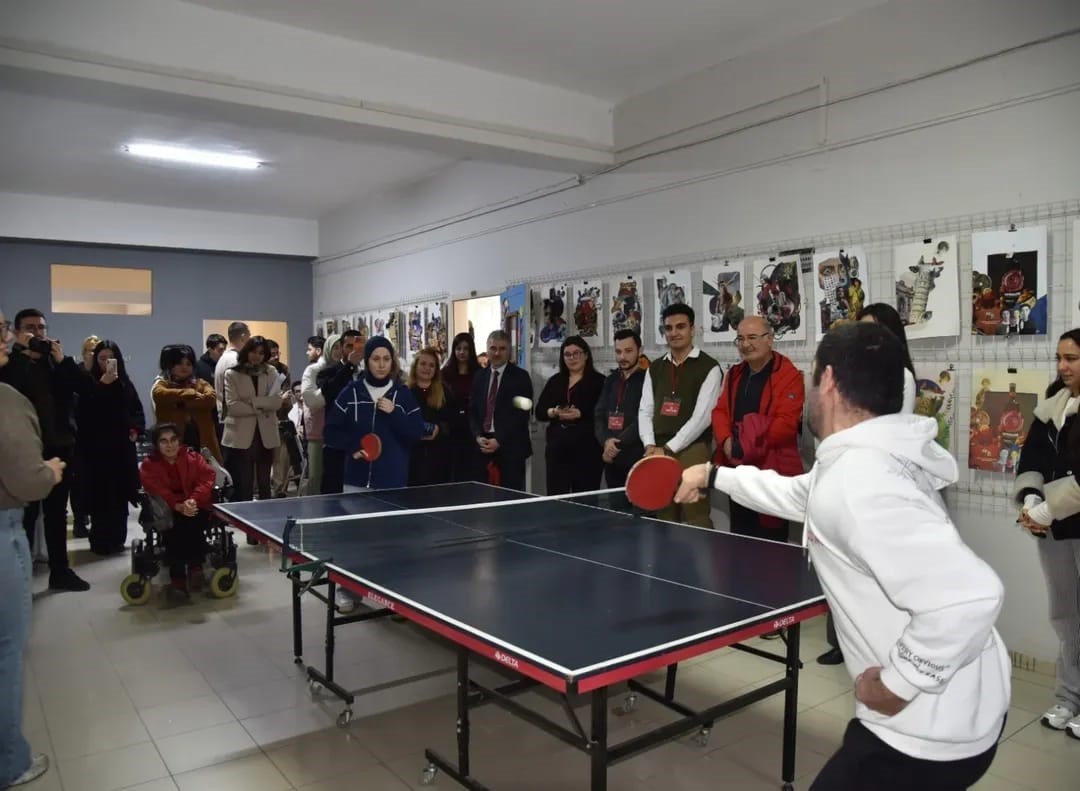 Atakum’da engellilerin sorunlarına dikkat çekildi
Atakum’da engellilerin sorunlarına dikkat çekildi