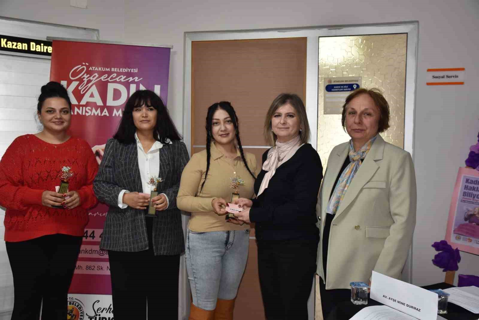 Atakum’da ‘Kadınım Haklarımı Biliyorum’ yarışmasıyla kadın haklarına dikkat çekildi
