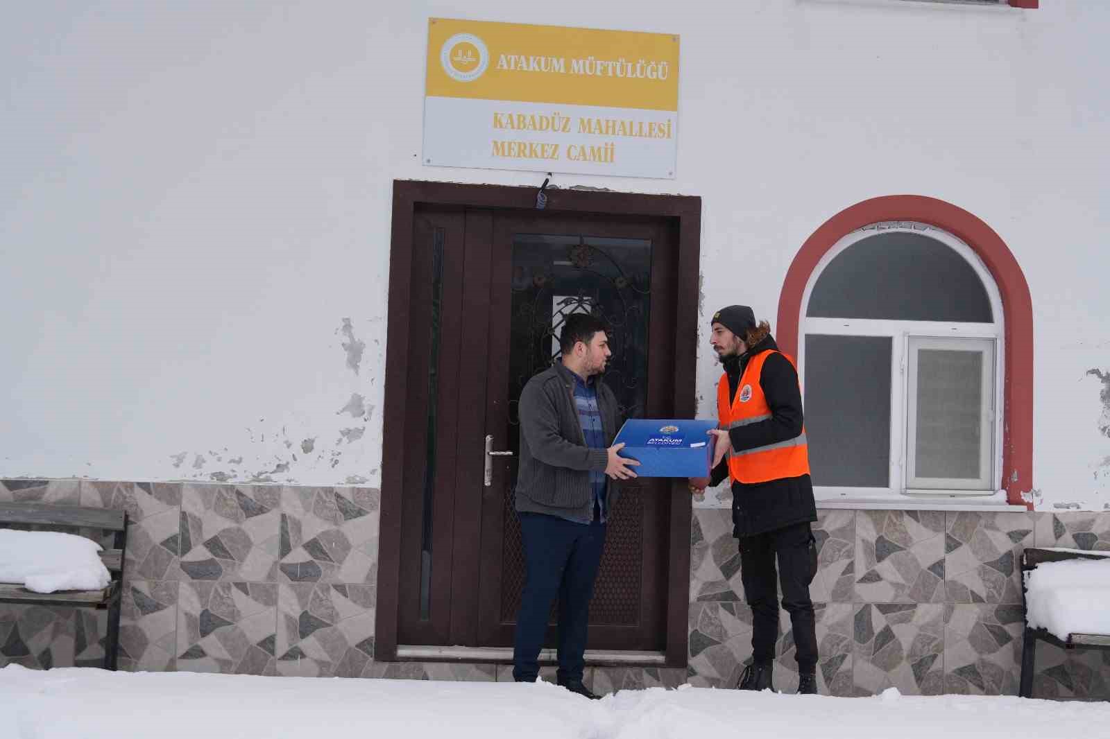 Atakum’da kandil simidi ikramı
