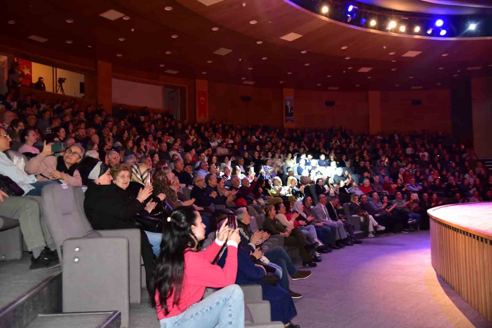 Atakum’da "Ulusal Egemenlik Yolunda Türkülerimiz" konseri

