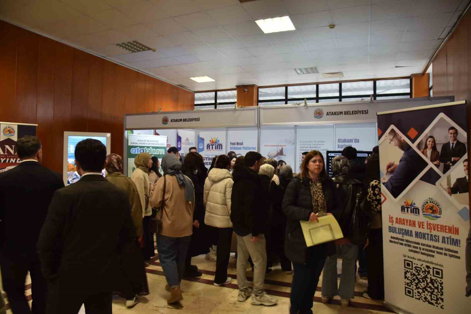 Atakum’dan gençlerin kariyer planlarına destek
