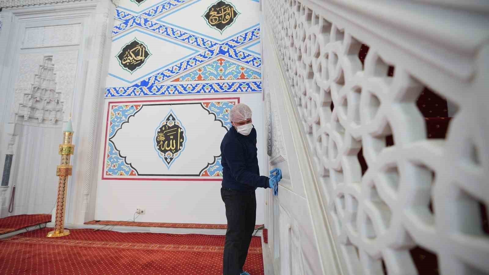 Ataşehir’de Ramazan hazırlıkları tüm yönleriyle sürüyor
Ataşehir’de Ramazan hazırlıkları tüm yönleriyle sürüyor