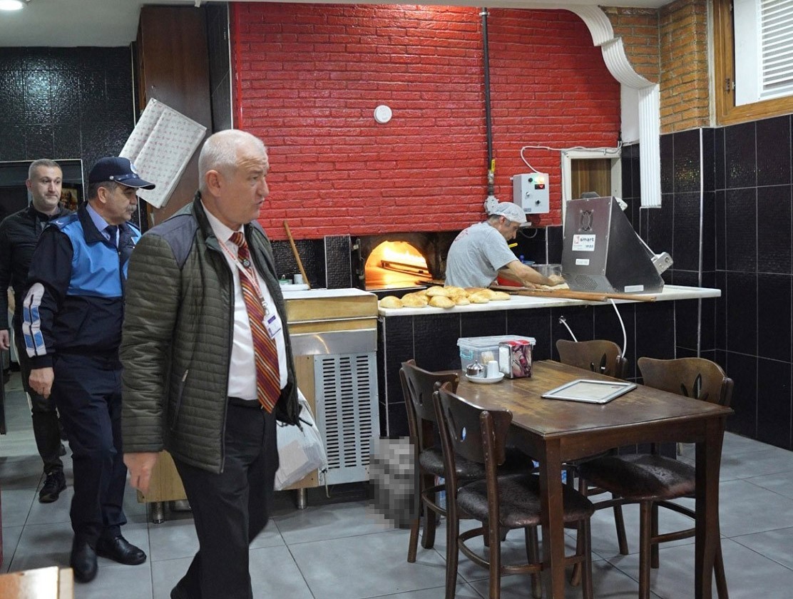 Ataşehir’de Ramazan hazırlıkları tüm yönleriyle sürüyor
Ataşehir’de Ramazan hazırlıkları tüm yönleriyle sürüyor