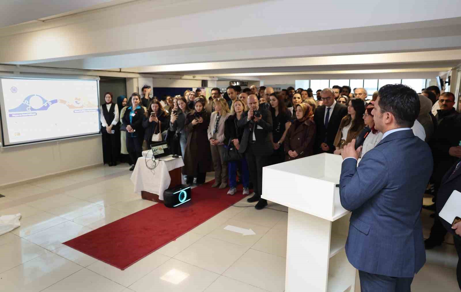 Atatürk Üniversitesi Diş Hekimliği Fakültesinde OPDU Kliniği ve Acil Tıbbi Müdahale Odası hizmete girdi
