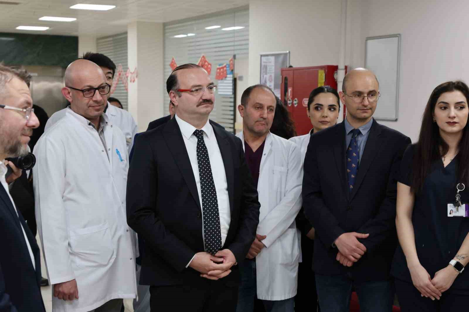 Atatürk Üniversitesi Diş Hekimliği Fakültesinde OPDU Kliniği ve Acil Tıbbi Müdahale Odası hizmete girdi
