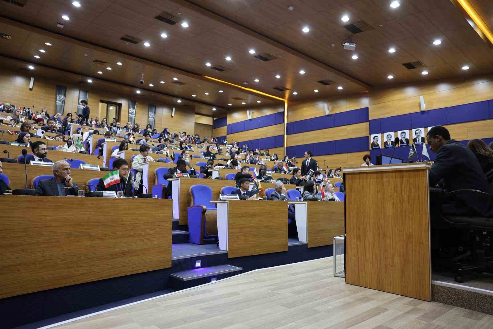 Atatürk Üniversitesi MUN kapanış seremonisi yapıldı
