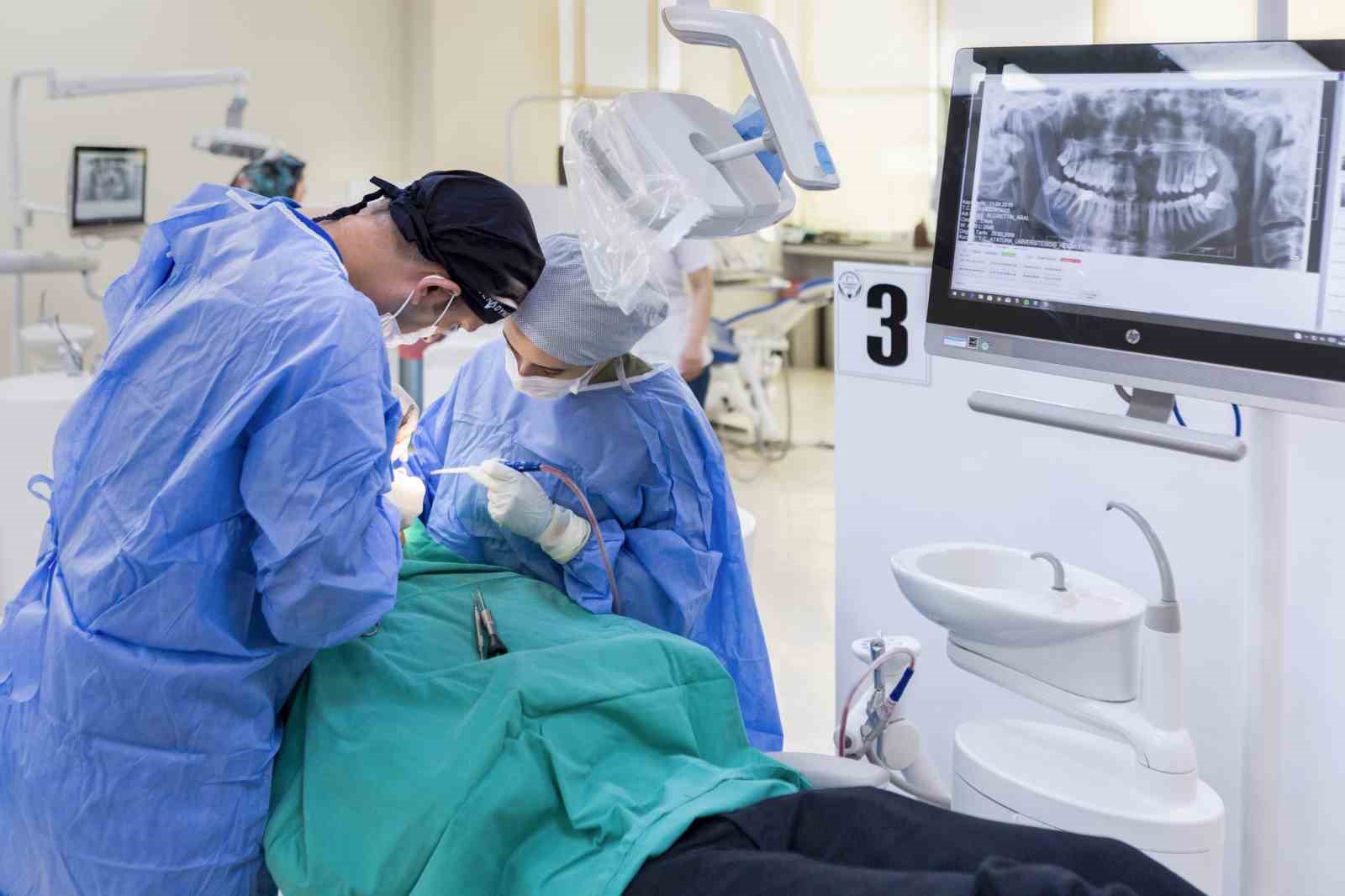 Atatürk Üniversitesi, Tıp ve sağlık alanında dünya ile rekabetini sürdürüyor
