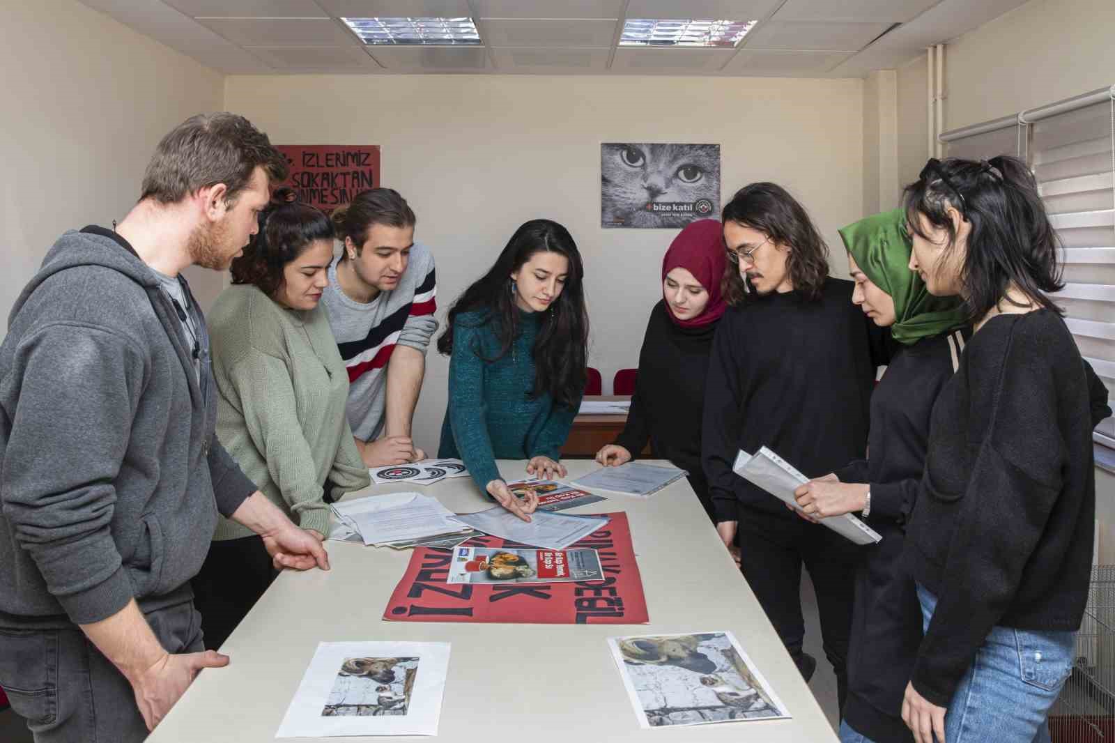 Atatürk Üniversitesi, ÜNİDES 6. dönem sonuçlarına göre 27 projesiyle Türkiye genelinde beşinci sırada yer aldı
Atatürk Üniversitesi, ÜNİDES 6. dönem sonuçlarına göre 27 projesiyle Türkiye genelinde beşinci sırada yer aldı