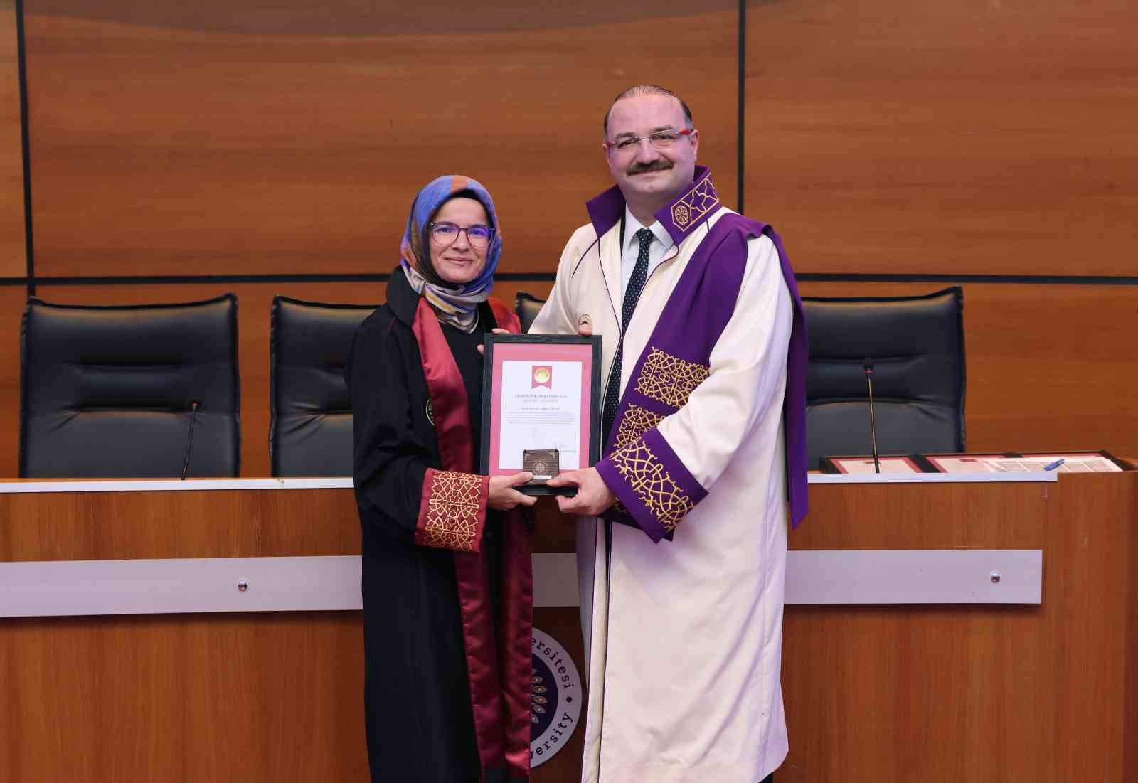 Atatürk Üniversitesinde akademik performans ödül töreni gerçekleşti
