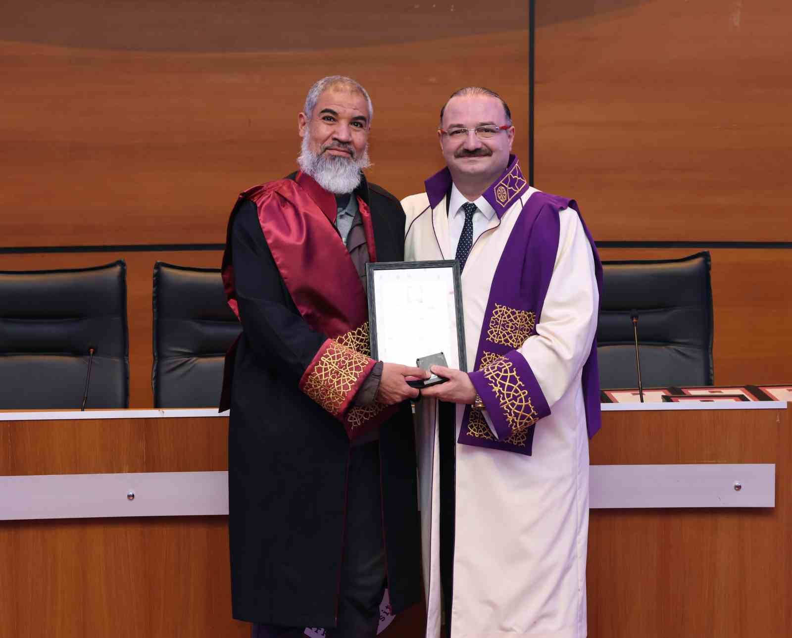 Atatürk Üniversitesinde akademik performans ödül töreni gerçekleşti
