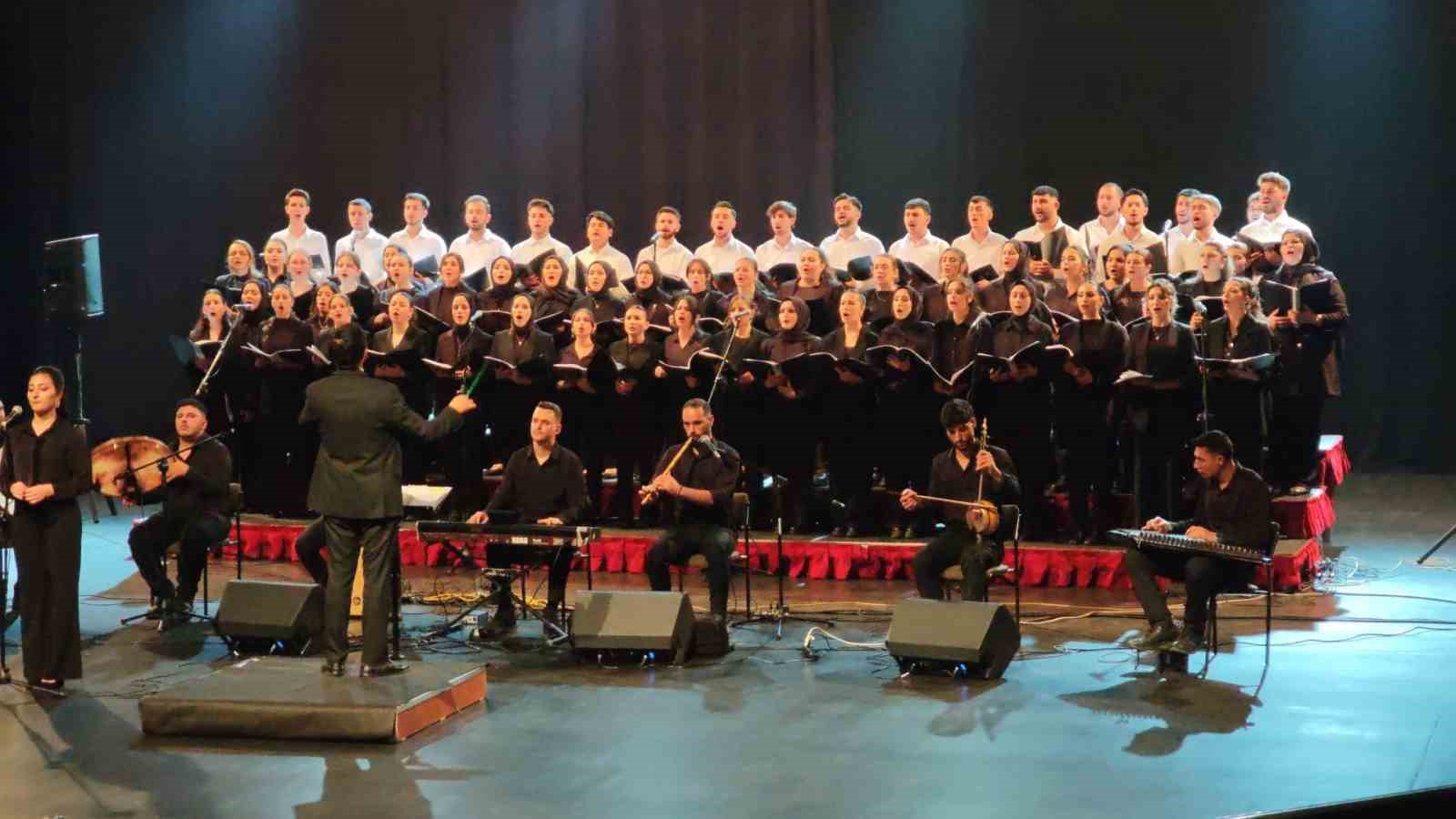Atatürk Üniversitesi’nde muhteşem konser
