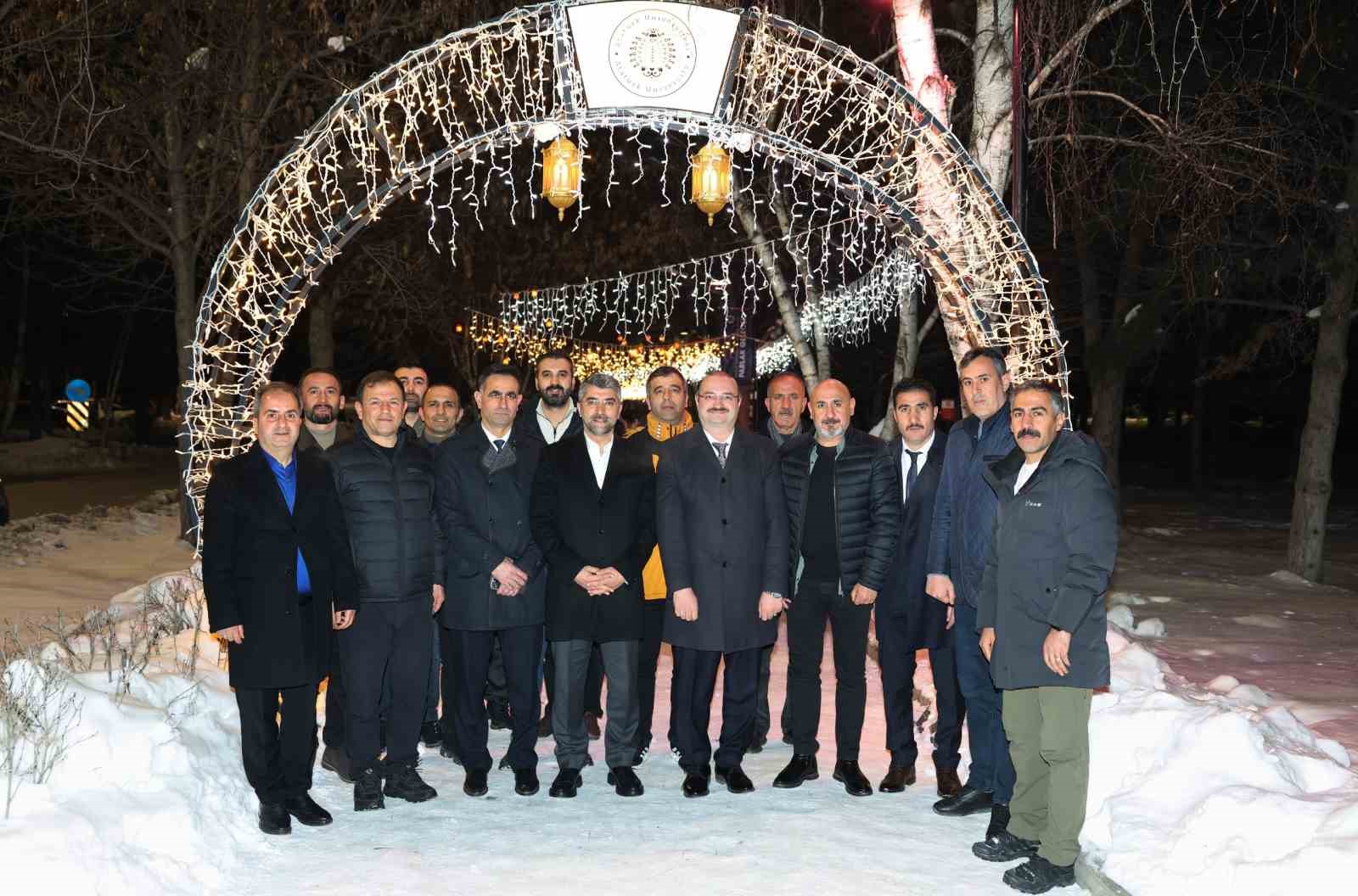 Atatürk Üniversitesinde Ramazan’ın manevi iklimi "Ramazan Yolu"nda yaşandı
