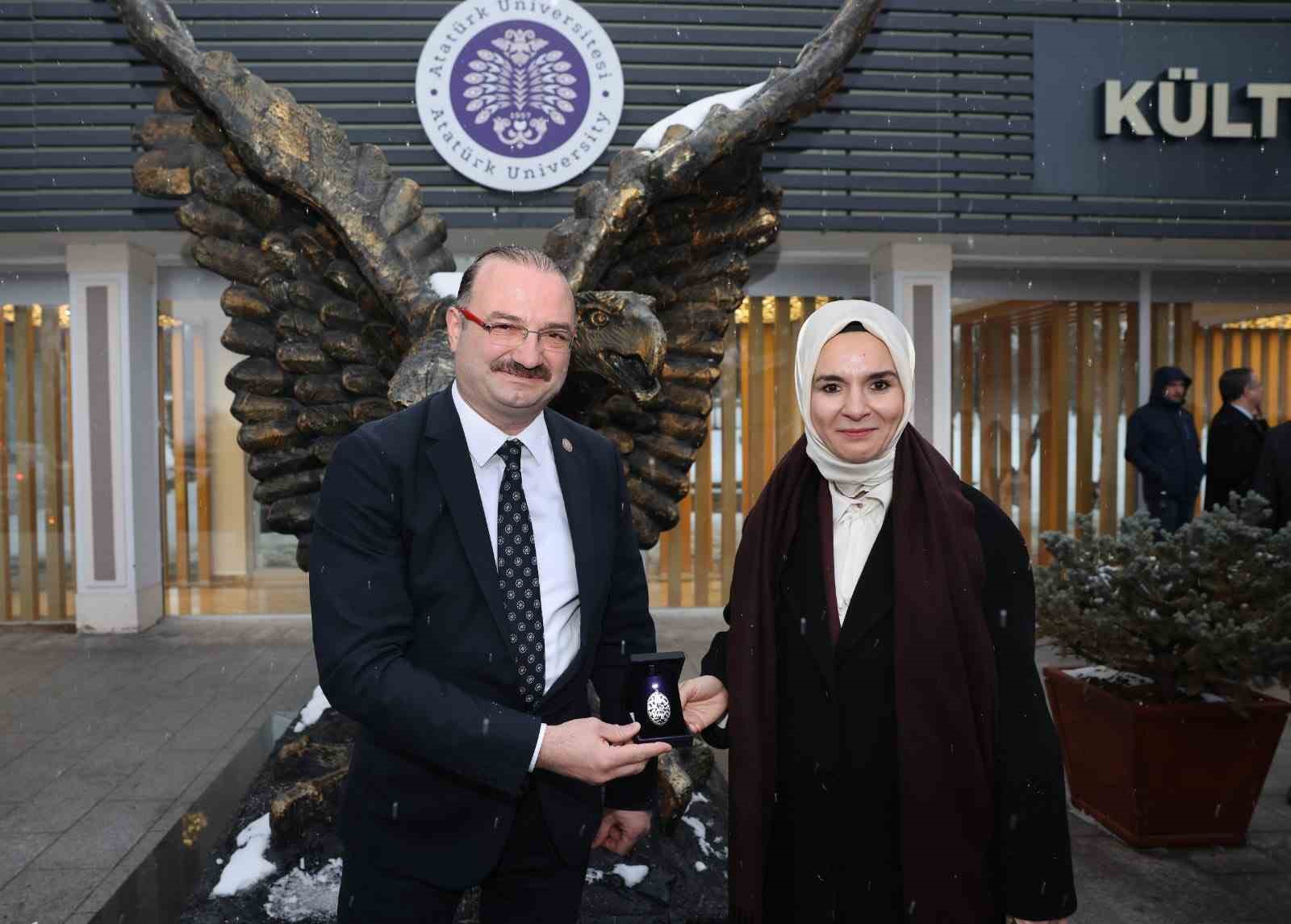 Atatürk Üniversitesi’nden örnek misafirperverlik
