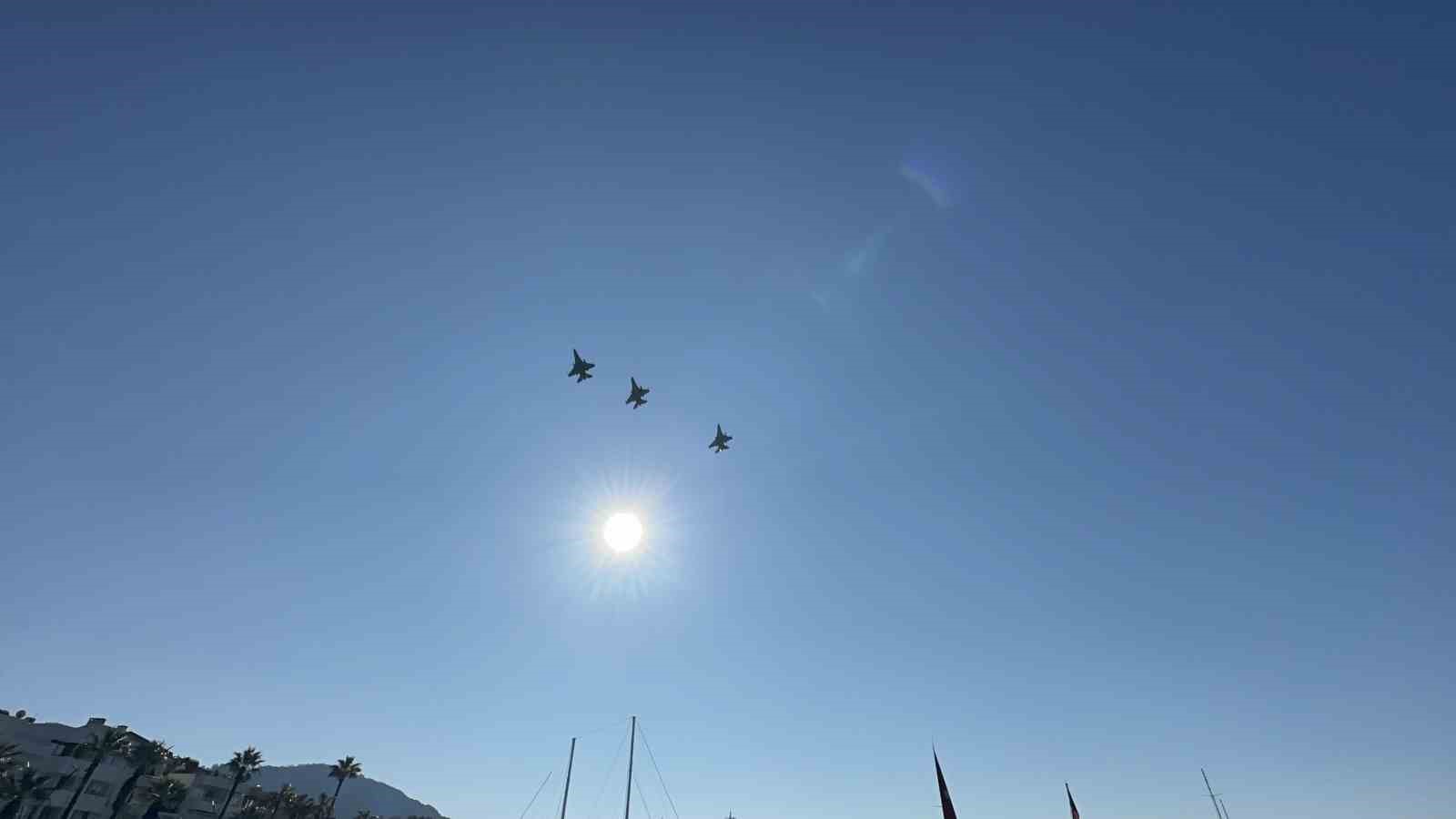 Atatürk’ün Marmaris’e gelişinin 91. yıl dönümü törenlerle anıldı
Atatürk’ün Marmaris’e gelişinin 91. yıl dönümü törenlerle anıldı