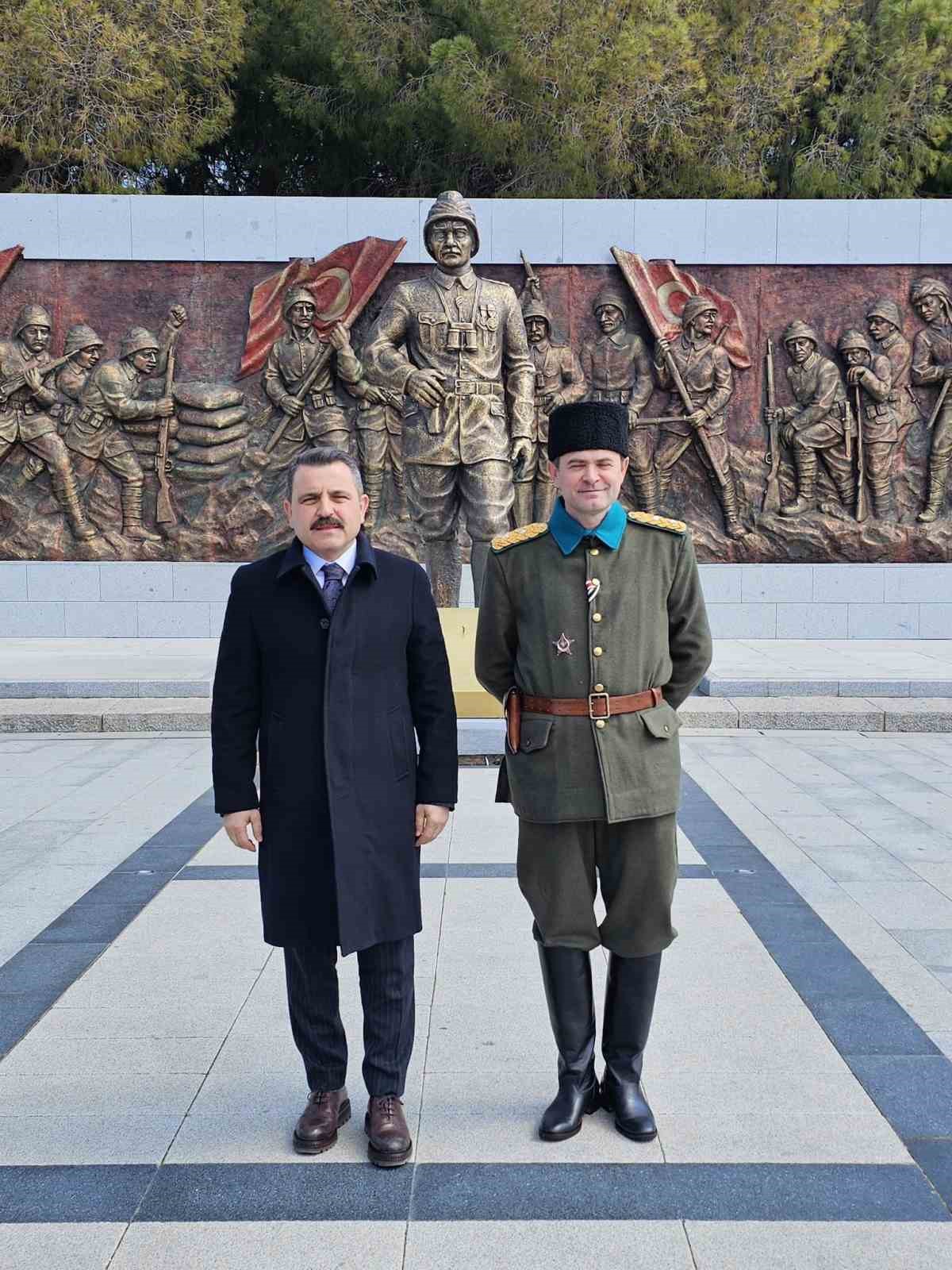 Atatürk’ün taarruzu değil ölmeyi emrettiği "57. Alay" yeniden kuruldu
