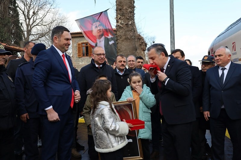 Atatürk’ün Turgutlu’ya gelişinin 103’üncü yılı kutlandı
