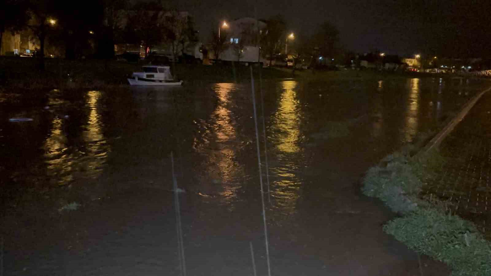 Atikhisar Barajı yüzde 100’e ulaştı, Sarıçay taştı
