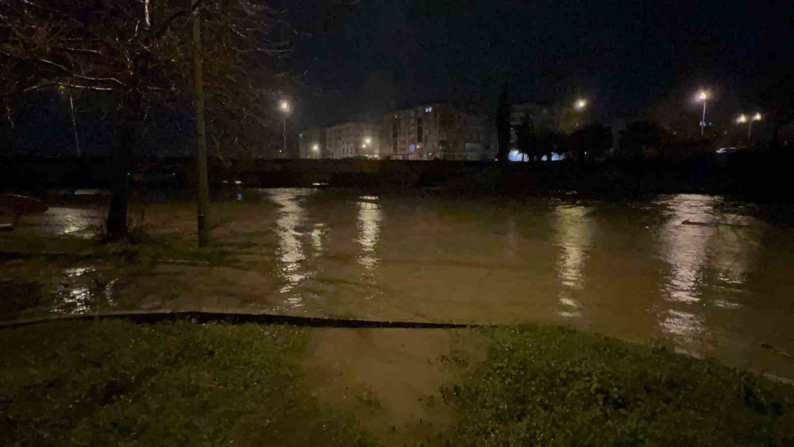 Atikhisar Barajı yüzde 100’e ulaştı, Sarıçay taştı
