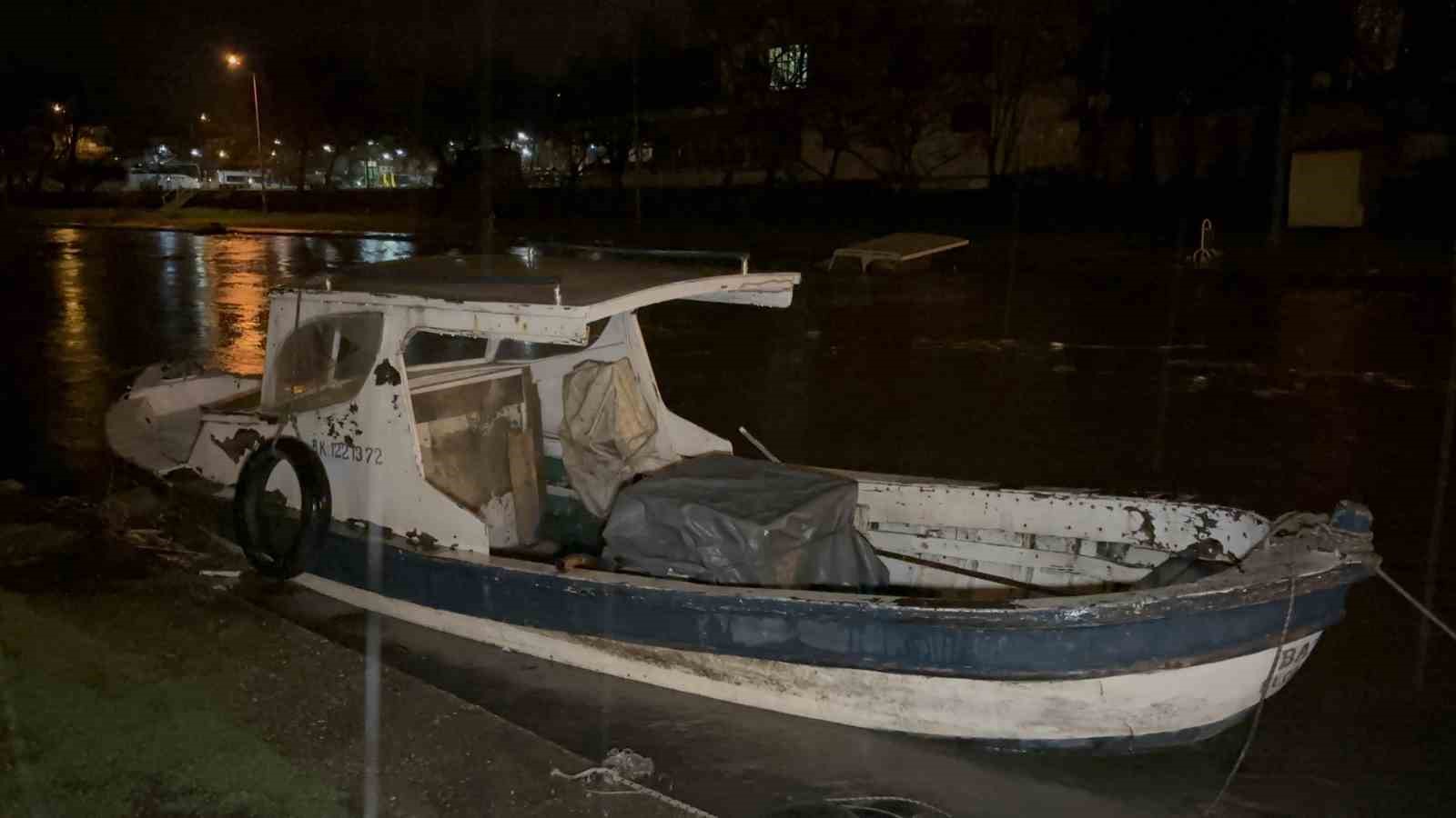 Atikhisar Barajı yüzde 100’e ulaştı, Sarıçay taştı
