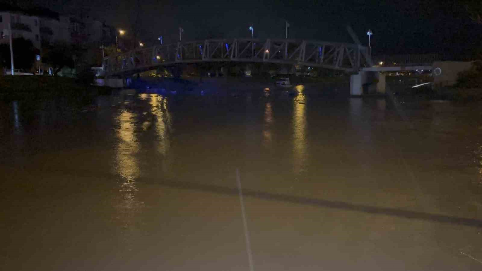 Atikhisar Barajı yüzde 100’e ulaştı, Sarıçay taştı
