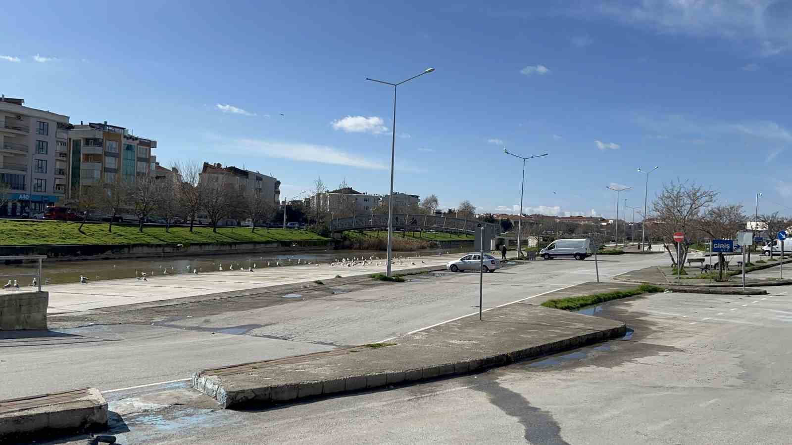 Atikhisar barajında su seviyesi yüzde 100’e ulaştı
