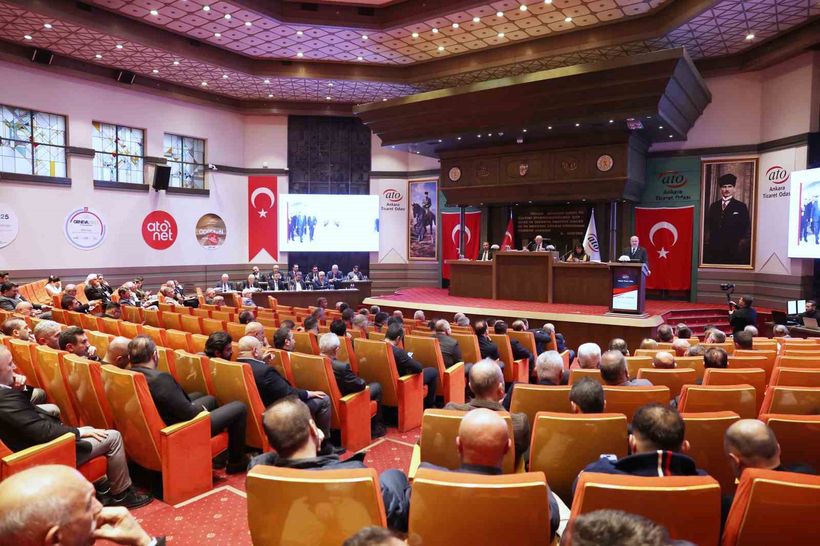 ATO Başkanı Baran: "2026 yılı Türkiye ekonomisinin daha sağlam temellere oturduğu bir yıl olacak"
ATO Başkanı Baran: "2026 yılı Türkiye ekonomisinin daha sağlam temellere oturduğu bir yıl olacak"