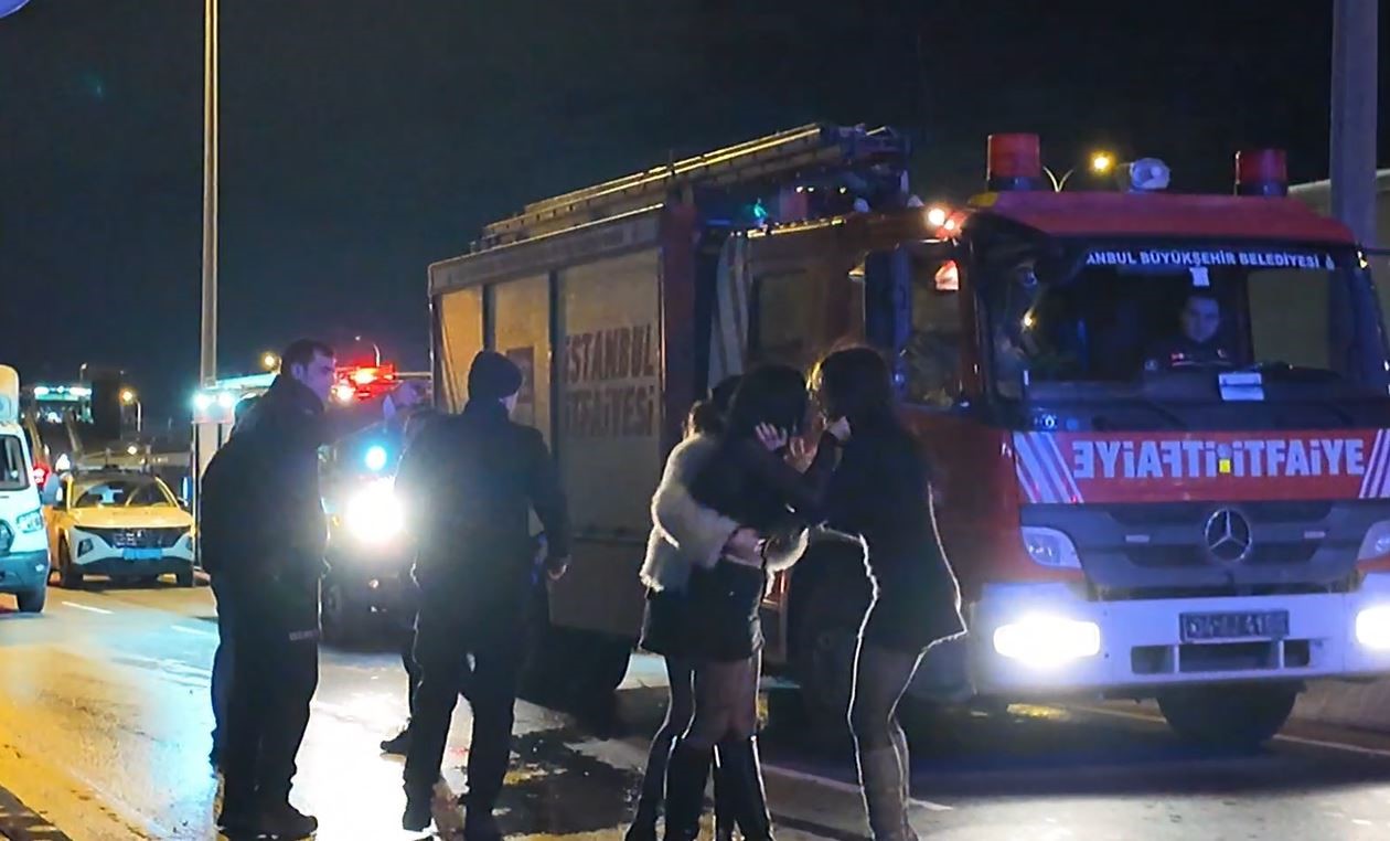 Avcılar’da kaza yerini karıştıran kadınlar kamerada
