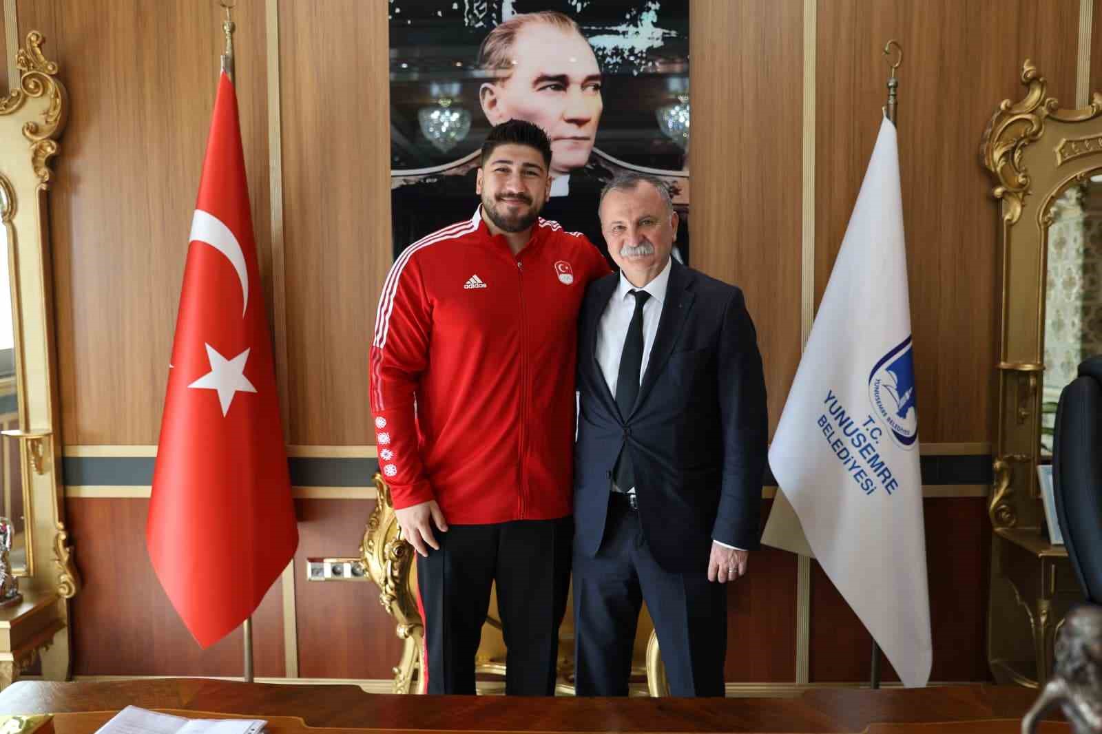 Avrupa Şampiyonu Mert Şişmanlar Yunusemre Belediyespor’da
