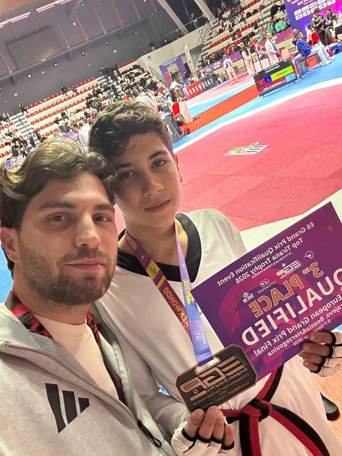 Avrupa Taekwondo müsabakasında Kuyucaklı sporculardan çifte bronz
