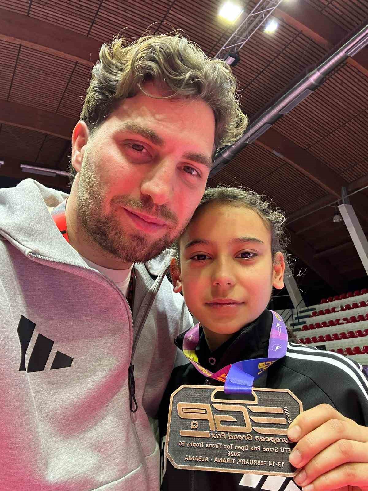 Avrupa Taekwondo müsabakasında Kuyucaklı sporculardan çifte bronz
