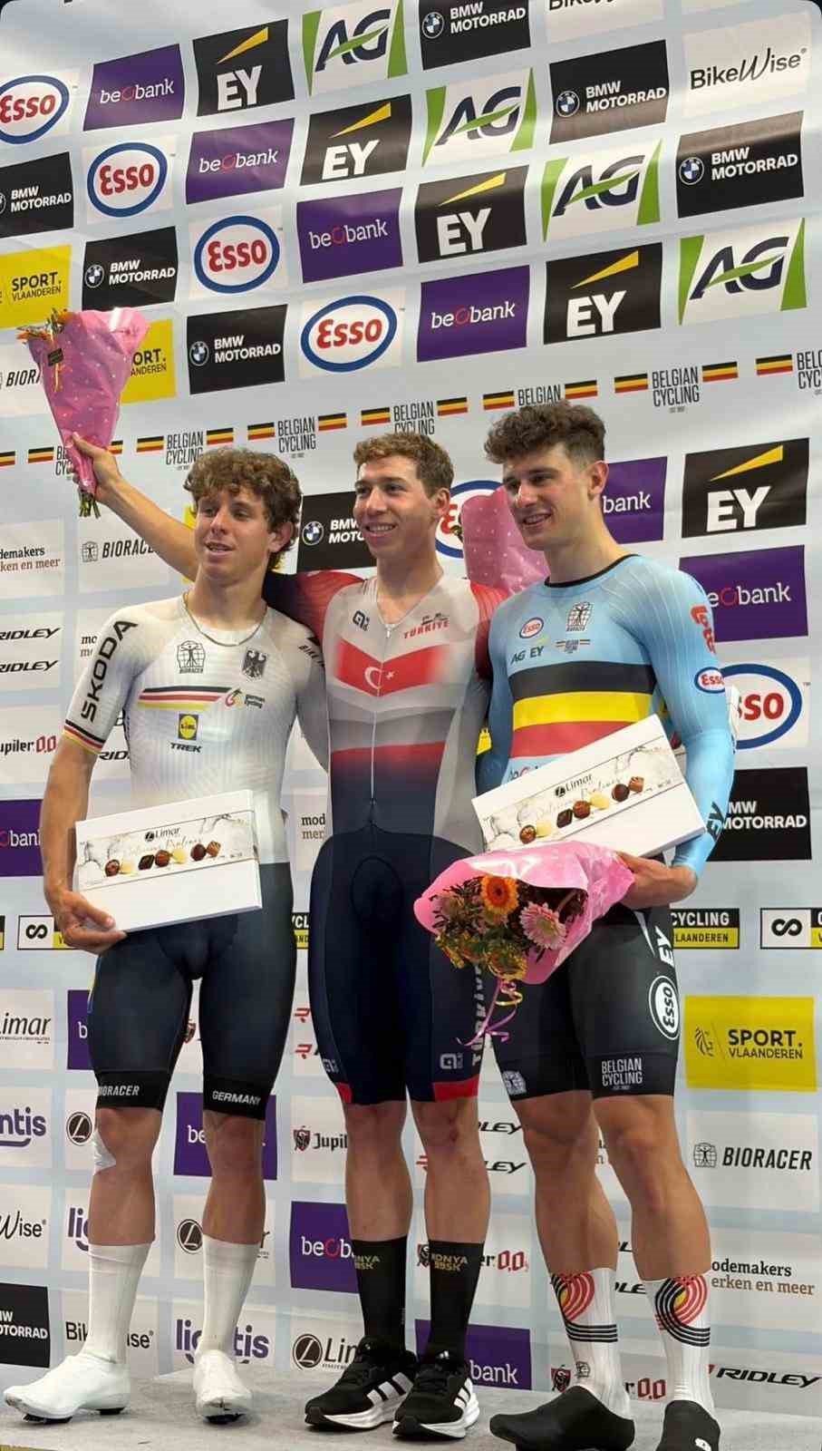 Avrupa velodromlarında Türk imzası: Milli bisikletçilerden uluslararası başarı
