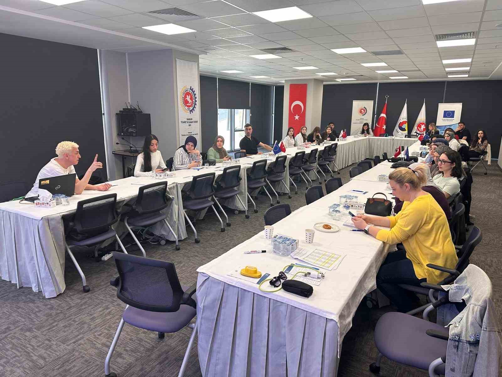 Avrupa’ya Açılan Kapı: Gençlik Proje Kampı
