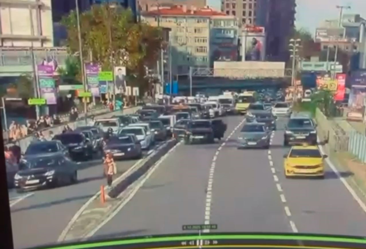 Avukat Serdar Öktem uzun namlulu silahlı saldırıda öldürülmüştü, cinayet anının görüntüsü ortaya çıktı
