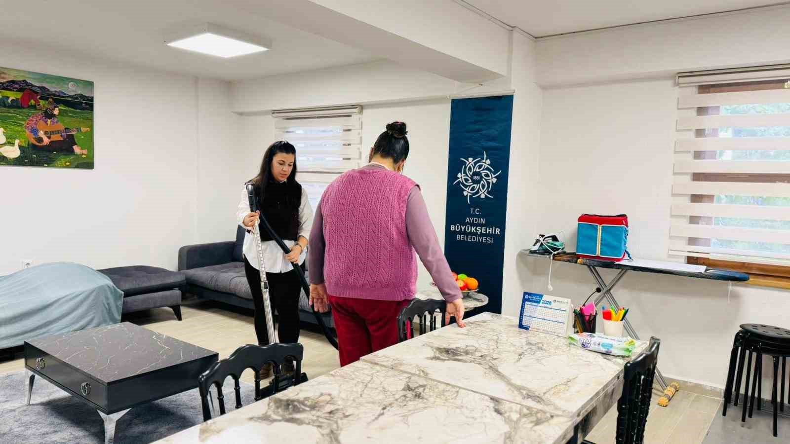 Aydın Büyükşehir Belediyesi, Otizm Destek Merkezleri özel eğitim öğrencilerinin yanında
