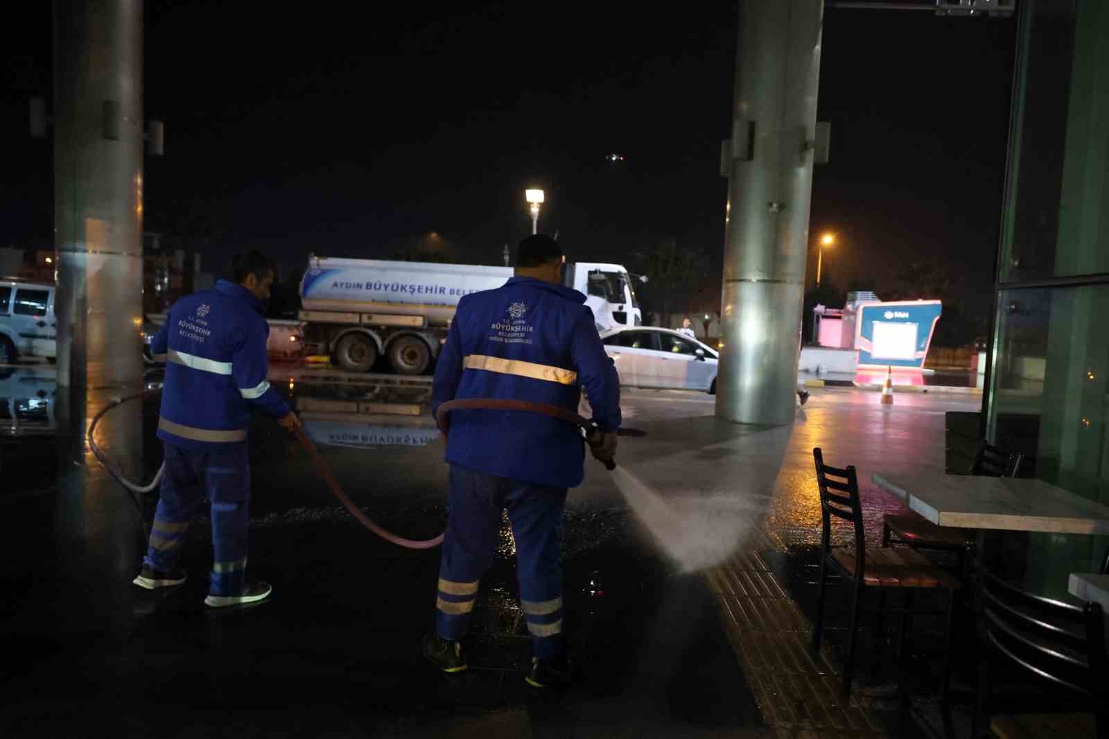Aydın Büyükşehir’den bayram öncesi otobüs terminallerinde temizlik çalışması
