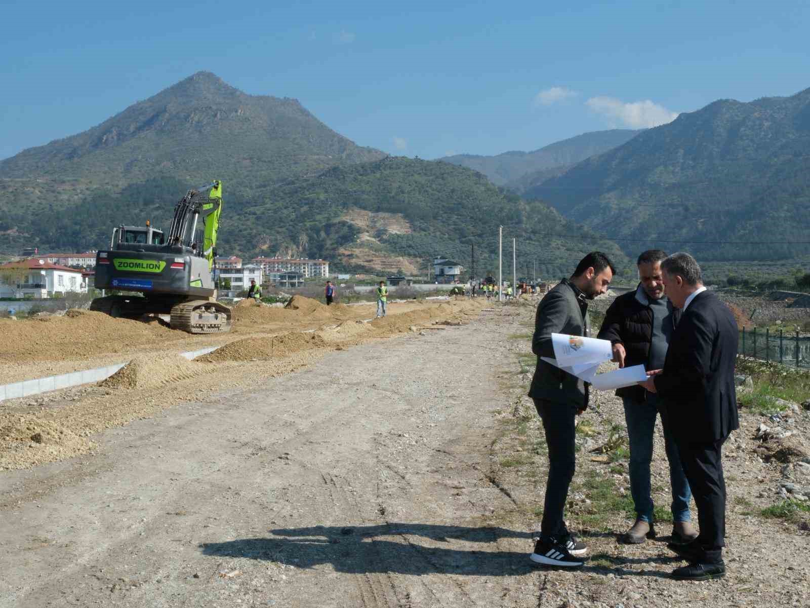 Aydın Büyükşehir’den Buharkent’te yol yapım çalışması

