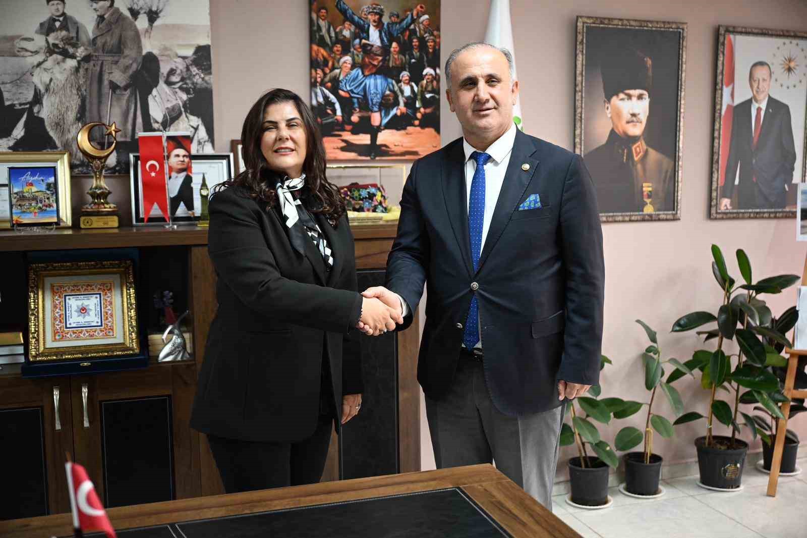 Aydın Büyükşehir’den İncirliova’ya 1 milyar 750 milyonluk yatırım
Aydın Büyükşehir’den İncirliova’ya 1 milyar 750 milyonluk yatırım