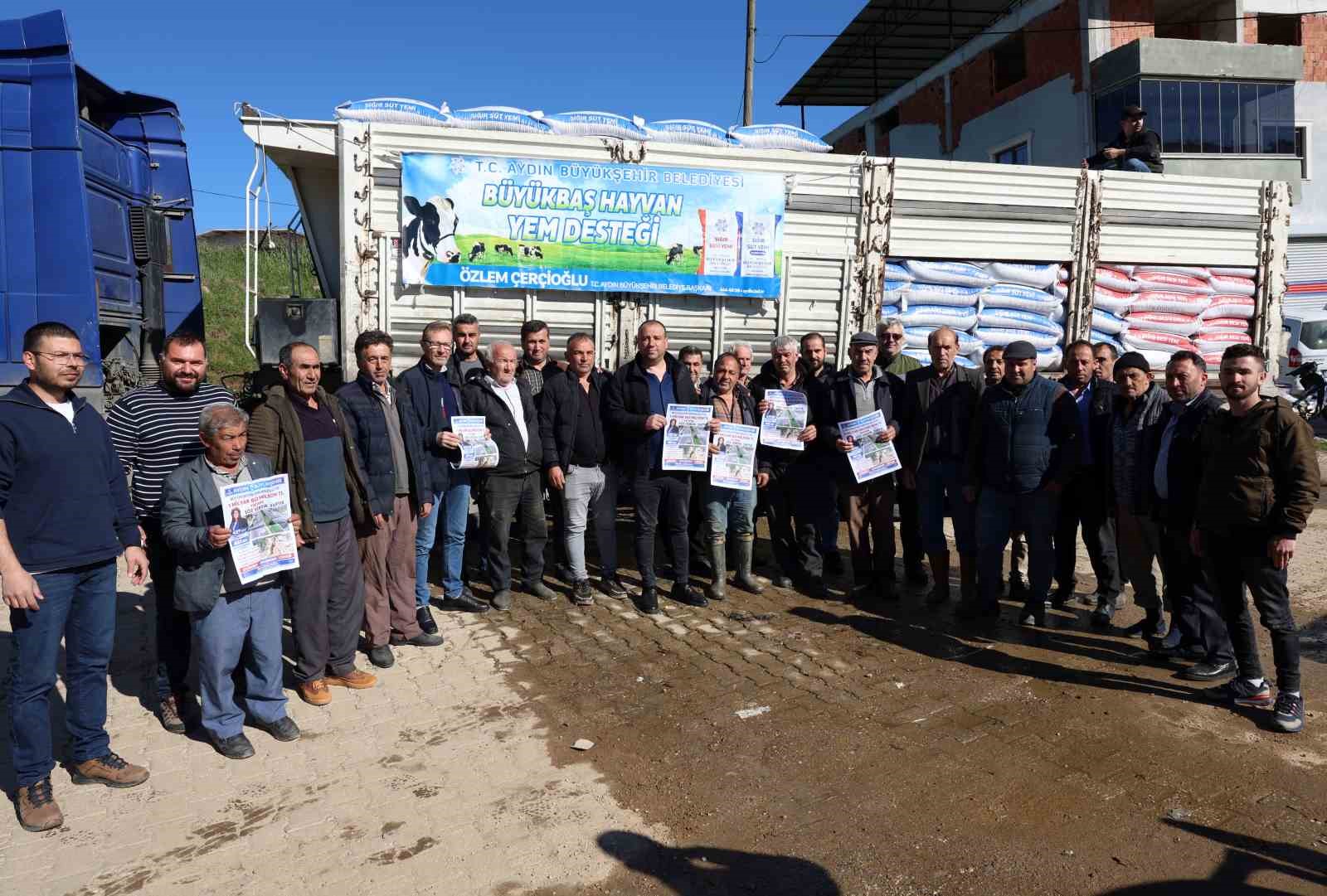 Aydın Büyükşehir’in yem desteği devam ediyor
