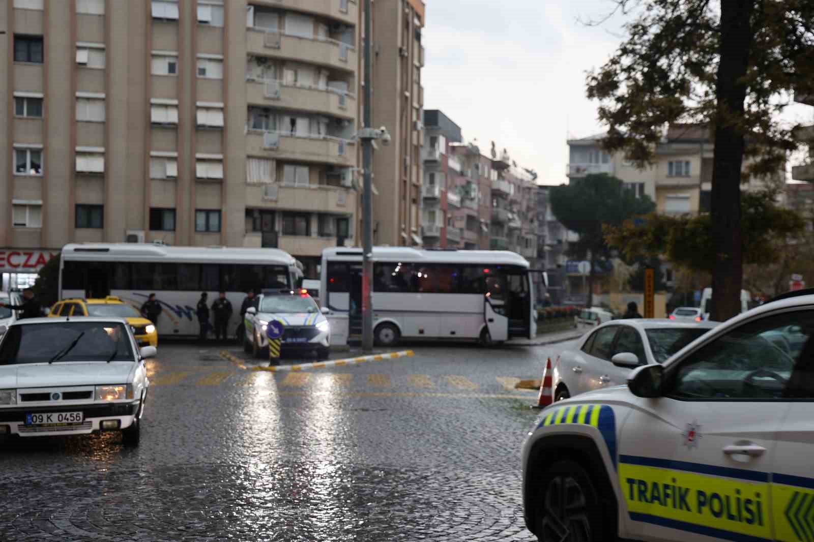 Aydın polisinin demokrasi nöbeti
