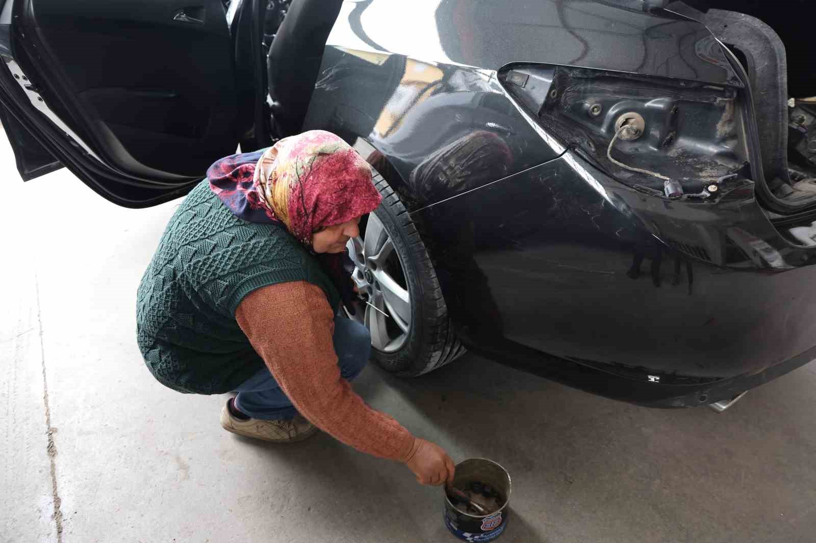 Aydın sanayisinin kadın ustası: On parmağında on marifet
