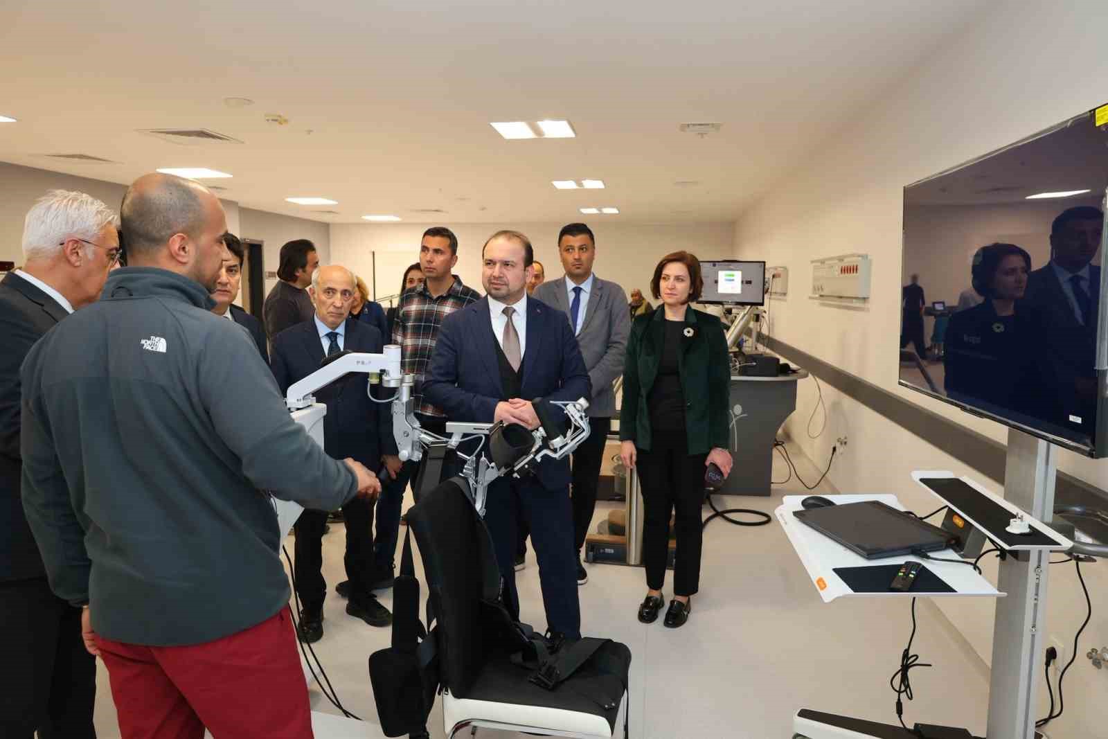 Aydın Şehir Hastanesi’nde fizik tedavi ünitesine yakın inceleme
