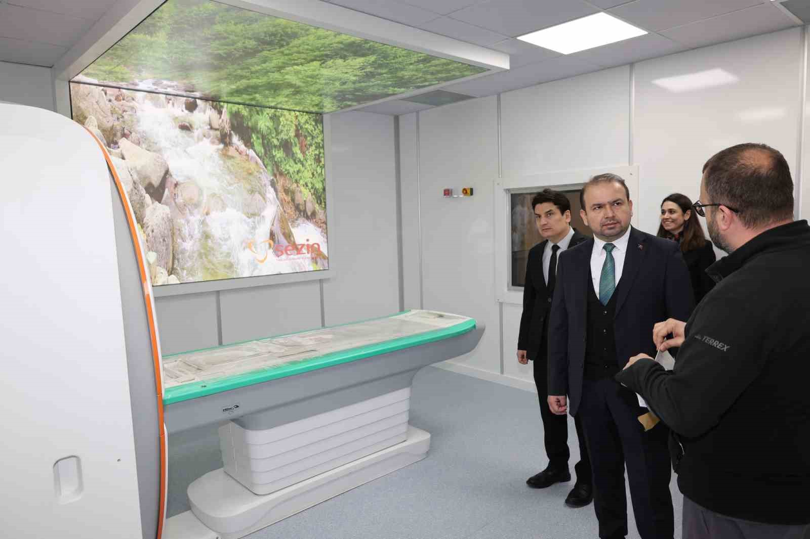 Aydın Şehir Hastanesi’nde görüntüleme ve tedavide son teknoloji dönemi başlıyor
Aydın Şehir Hastanesi’nde görüntüleme ve tedavide son teknoloji dönemi başlıyor