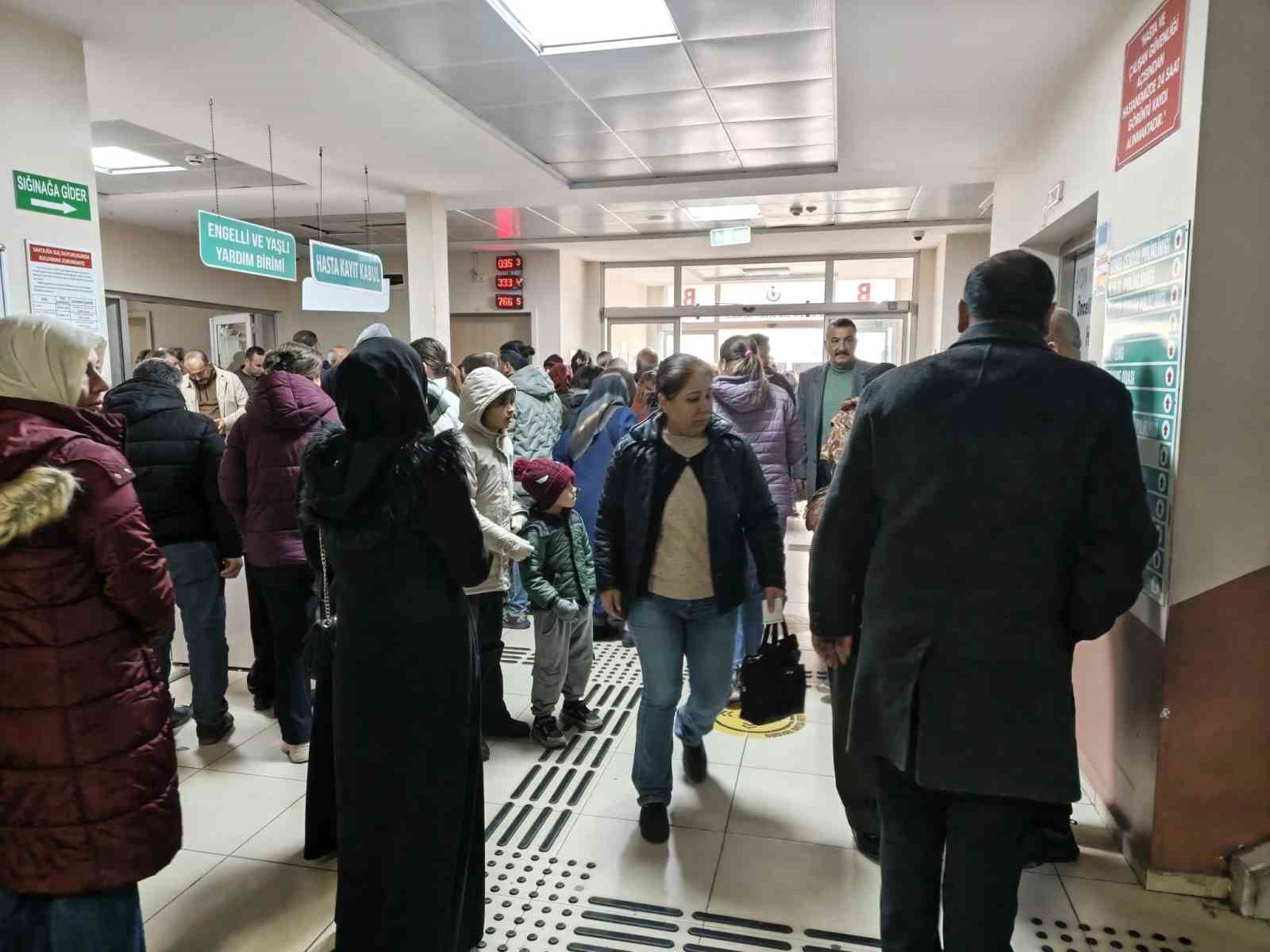 Aydın soğuğa dayanamadı, vatandaşlar hastaneye akın etti
