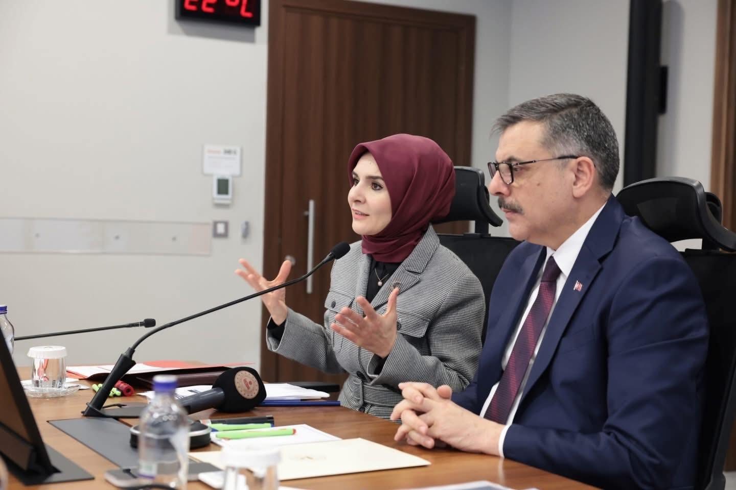 Aydın Valisi Canbolat, Sosyal Hizmet Toplantısı’na katıldı
